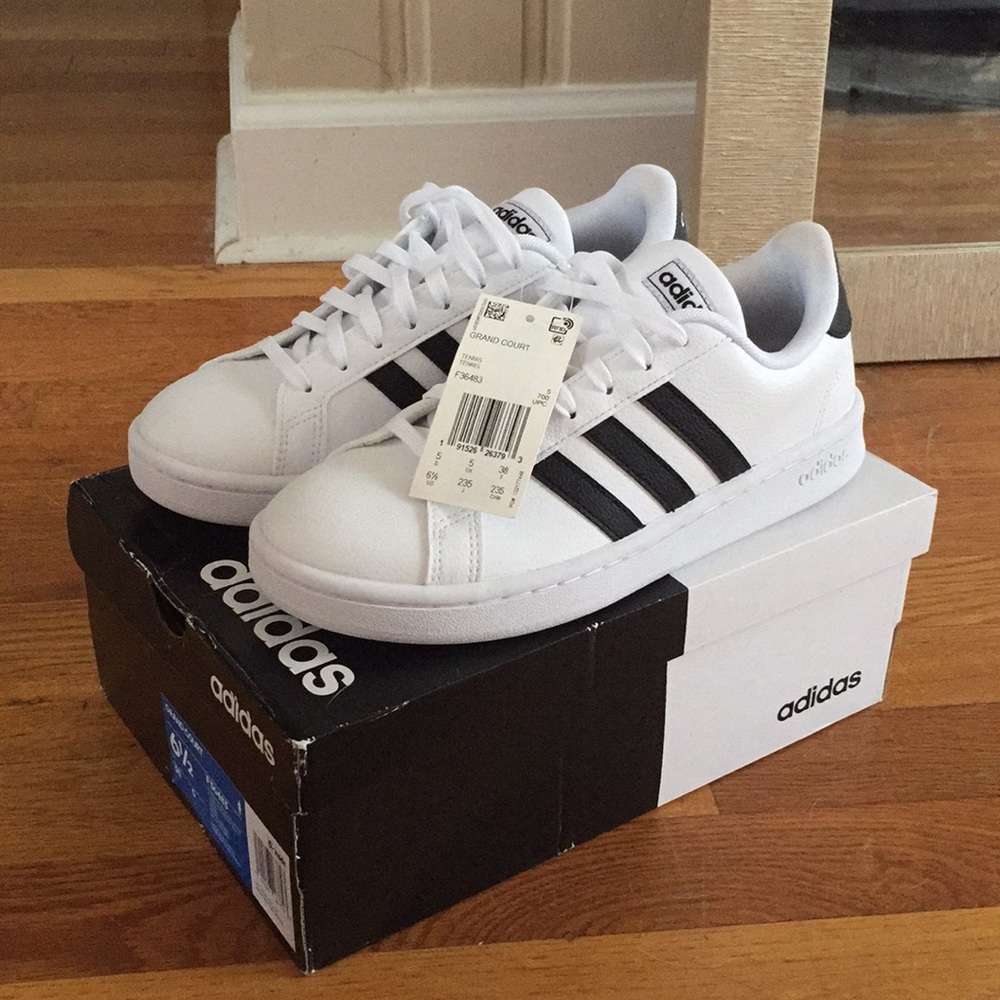 Grand Court Adidas 6.5